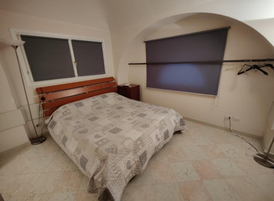 Stanza Campori Guest house *